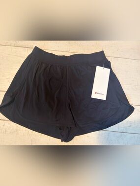 lululemon NWT 2”